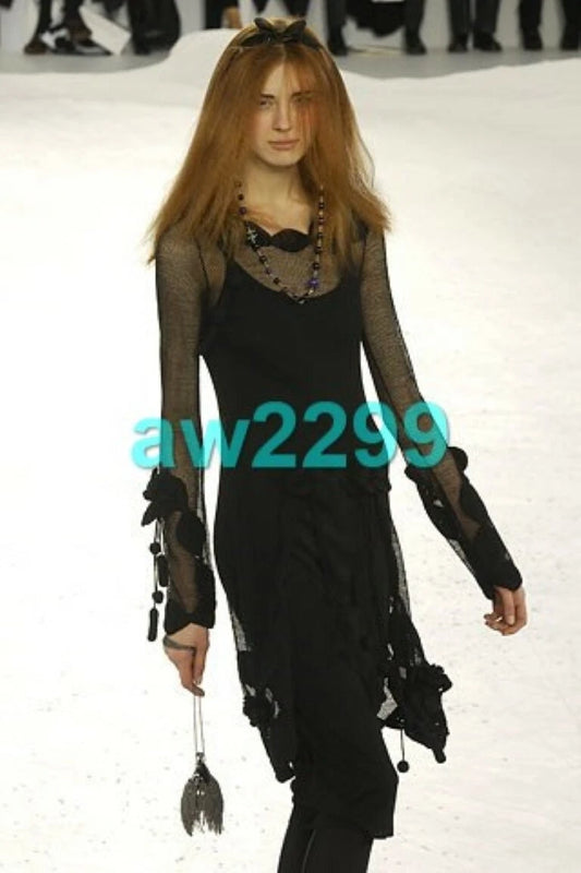 CHANEL NEW FALL 2007 RUNWAY 2 PIECE CAMELLIA APPLIQUE DRESS RARE 36 4 NEW BLACK