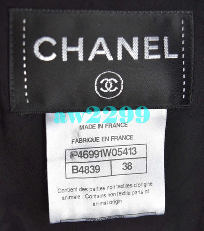 Chanel 13A 2013 $7,100 New Most Wanted Tweed CC Logo Runway Dress FR 38