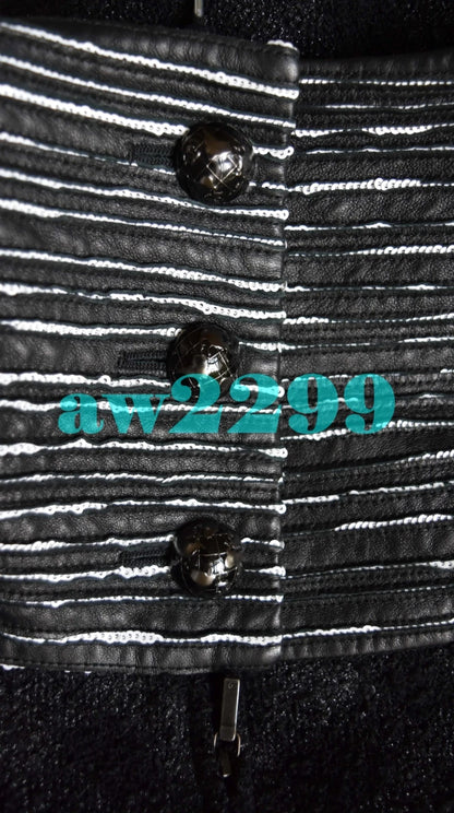 Chanel 13A 2013 $7,100 New Most Wanted Tweed CC Logo Runway Dress FR 38