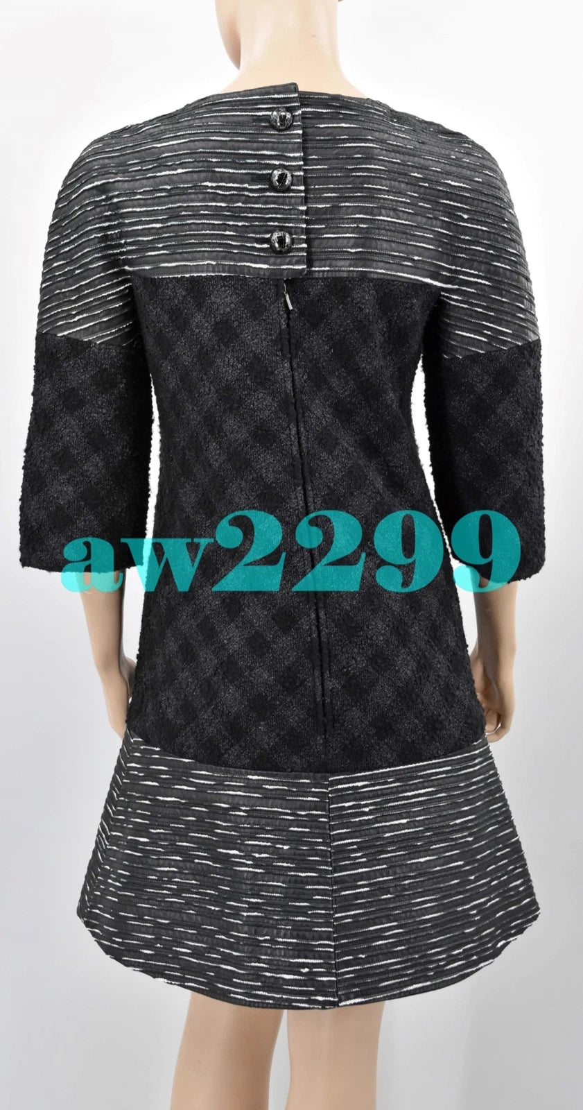 Chanel 13A 2013 $7,100 New Most Wanted Tweed CC Logo Runway Dress FR 38
