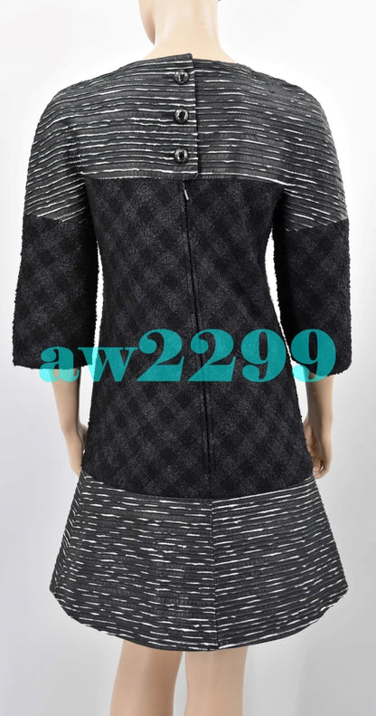 Chanel 13A 2013 $7,100 New Most Wanted Tweed CC Logo Runway Dress FR 38