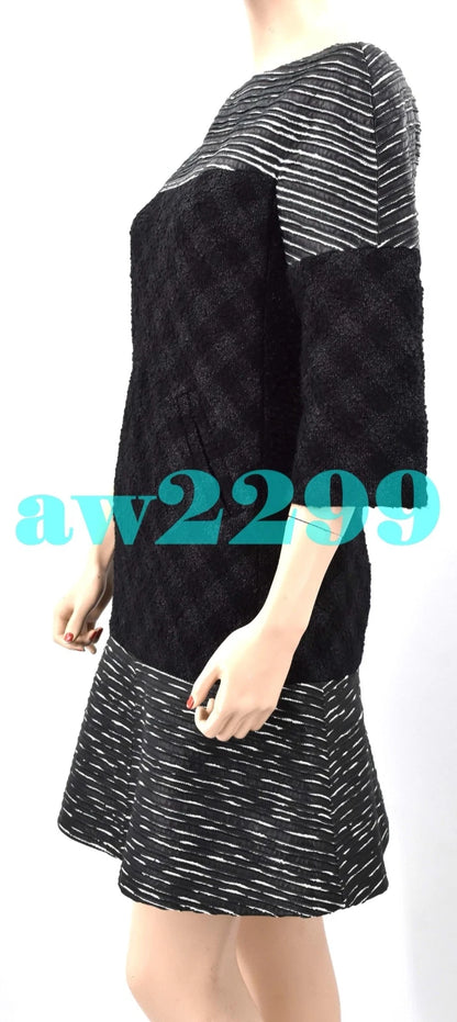 Chanel 13A 2013 $7,100 New Most Wanted Tweed CC Logo Runway Dress FR 38