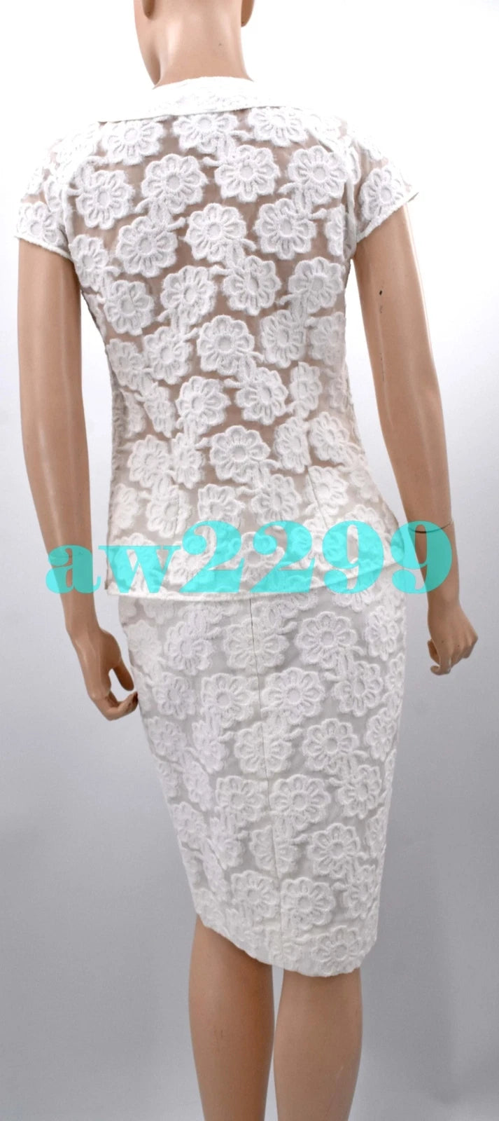 CHANEL 09C 2009 NEW CAMELLIA CC LOGO 2-PIECE JACKET & SKIRT SUIT FR 36 OFF-WHITE